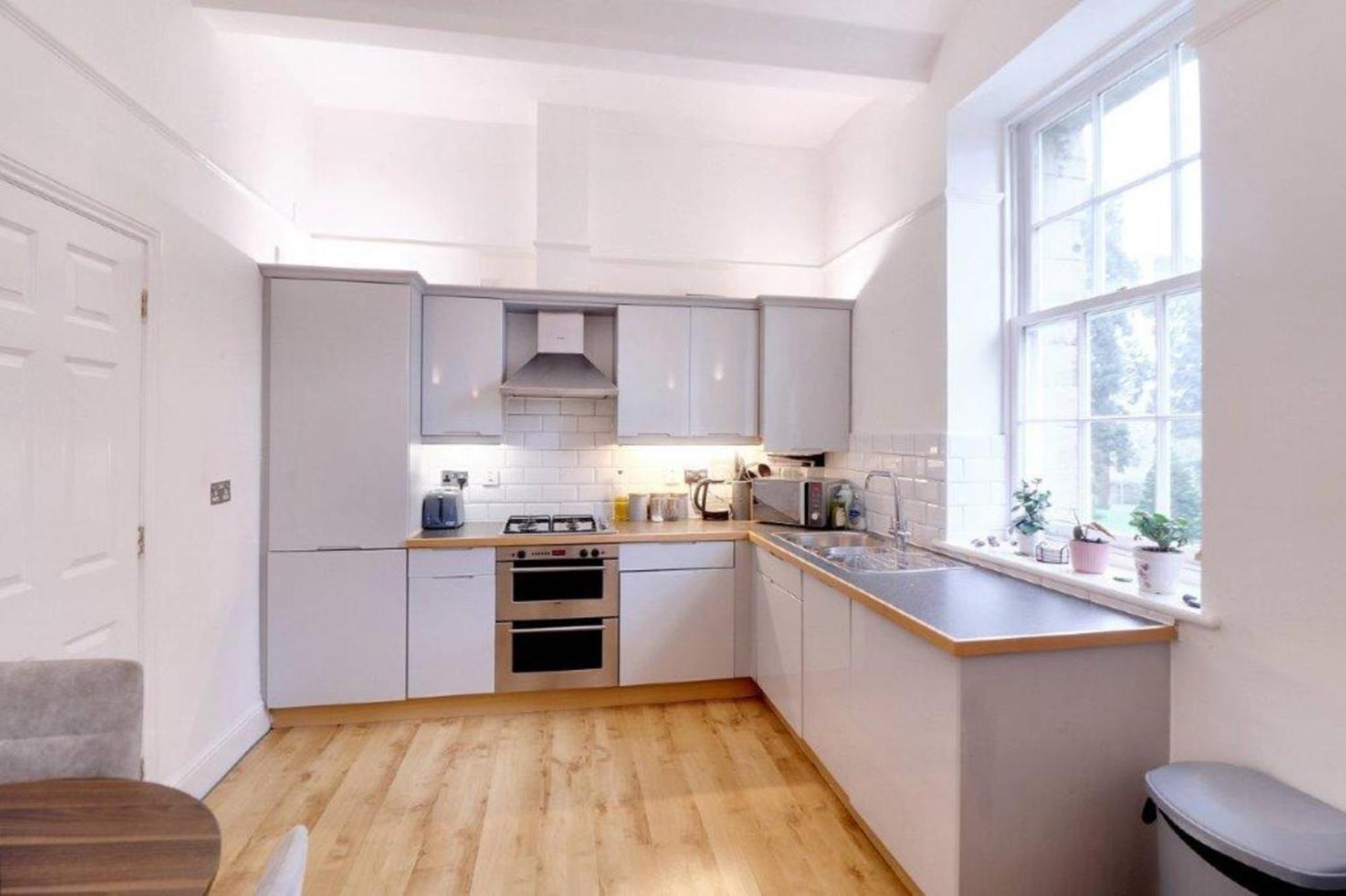 מיידסטון St Andrews Apartments מראה חיצוני תמונה