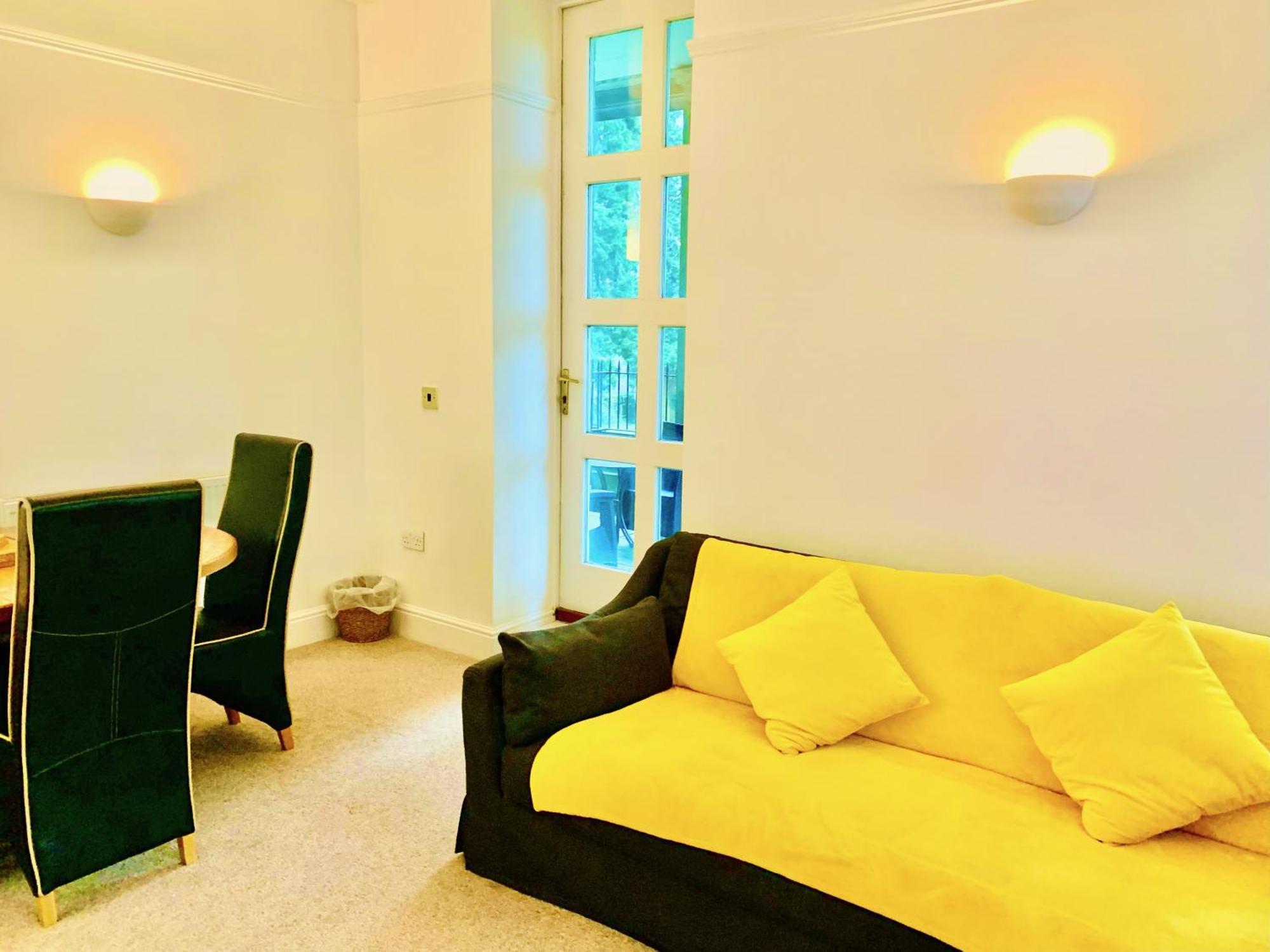 מיידסטון St Andrews Apartments מראה חיצוני תמונה