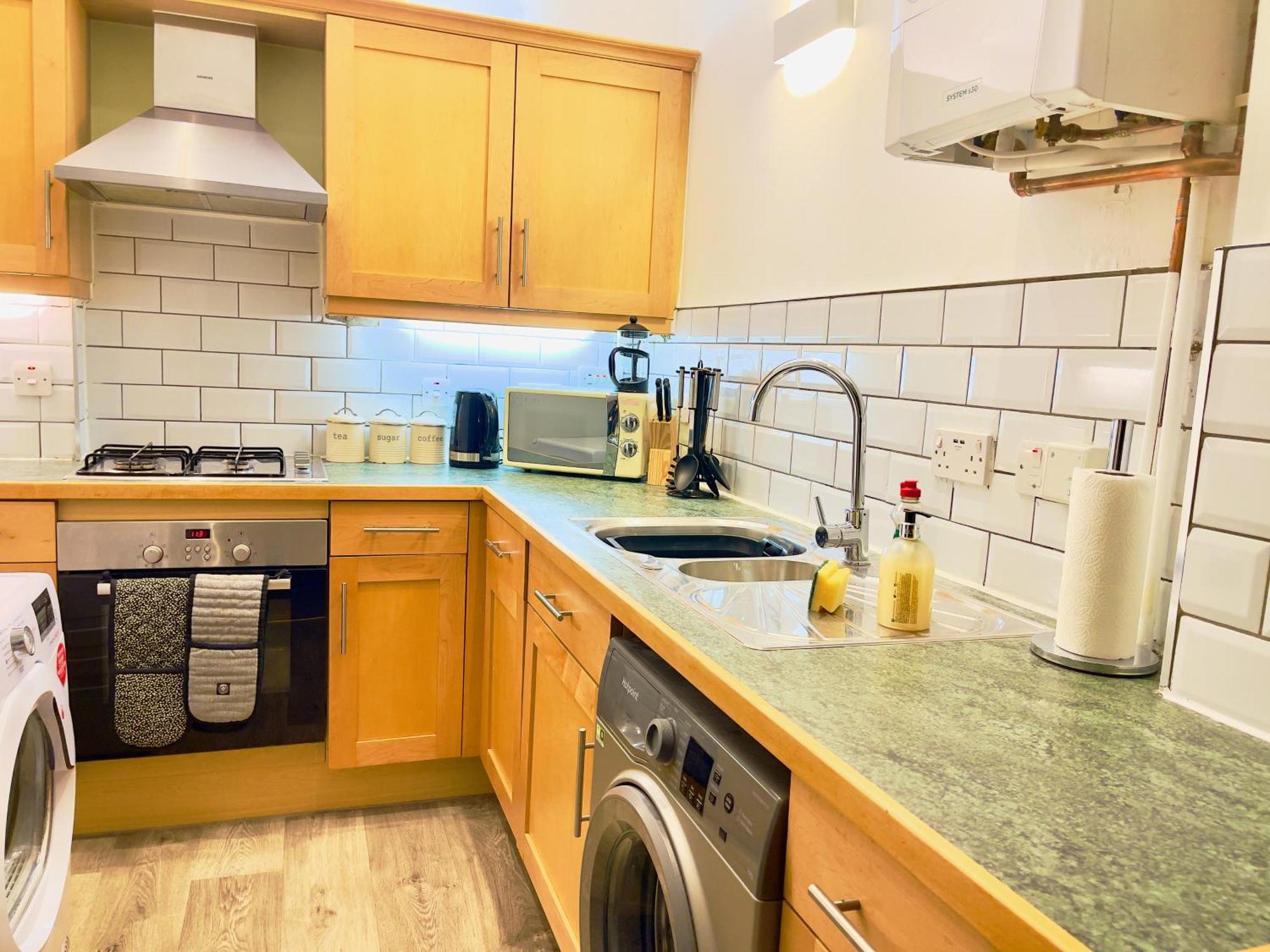 מיידסטון St Andrews Apartments מראה חיצוני תמונה