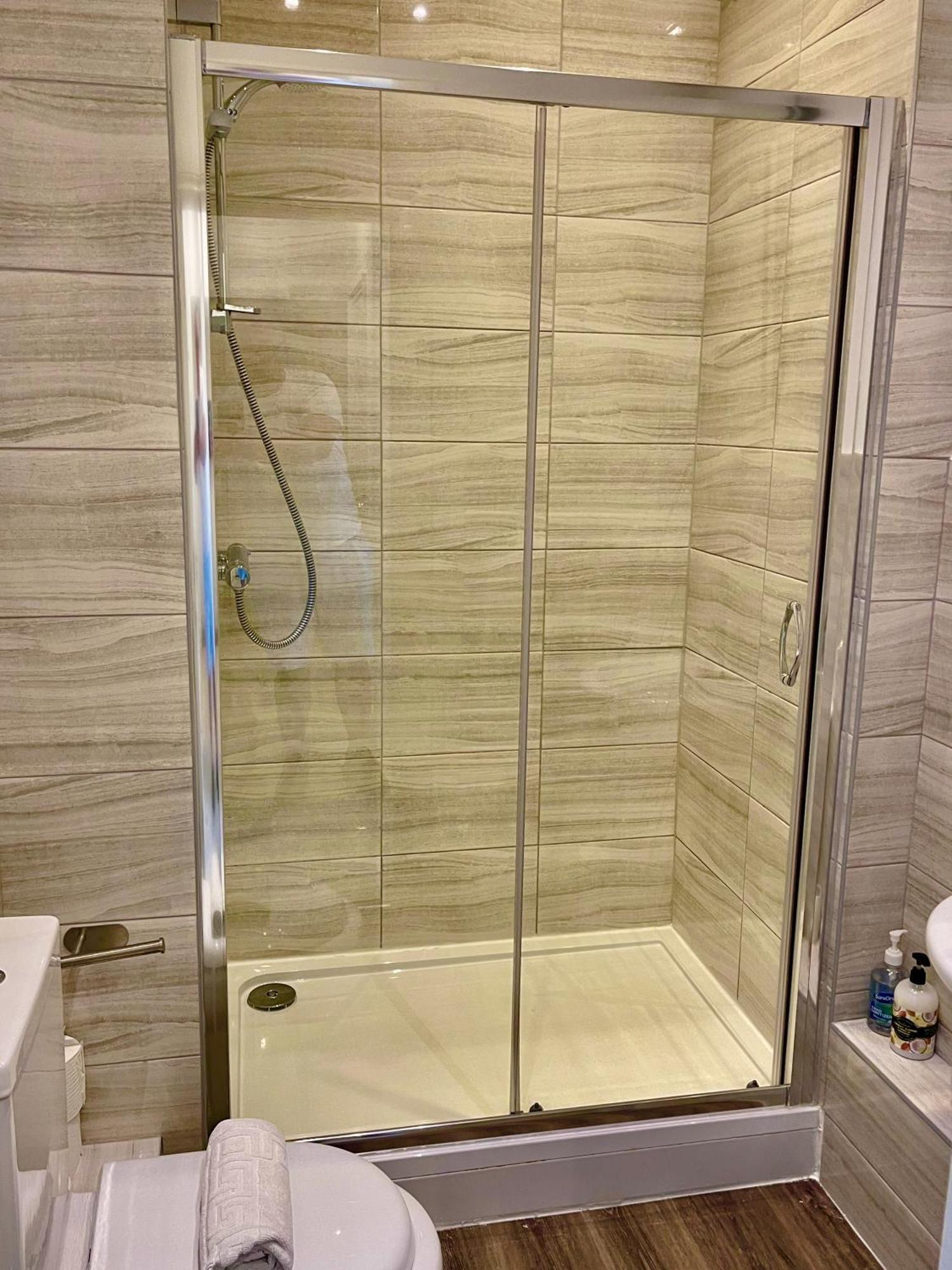 מיידסטון St Andrews Apartments מראה חיצוני תמונה